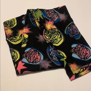 LuLaRoe Tall & Curvy Leggings